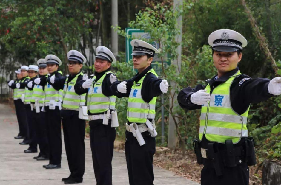 最新公安事业编转警，挑战与机遇并存